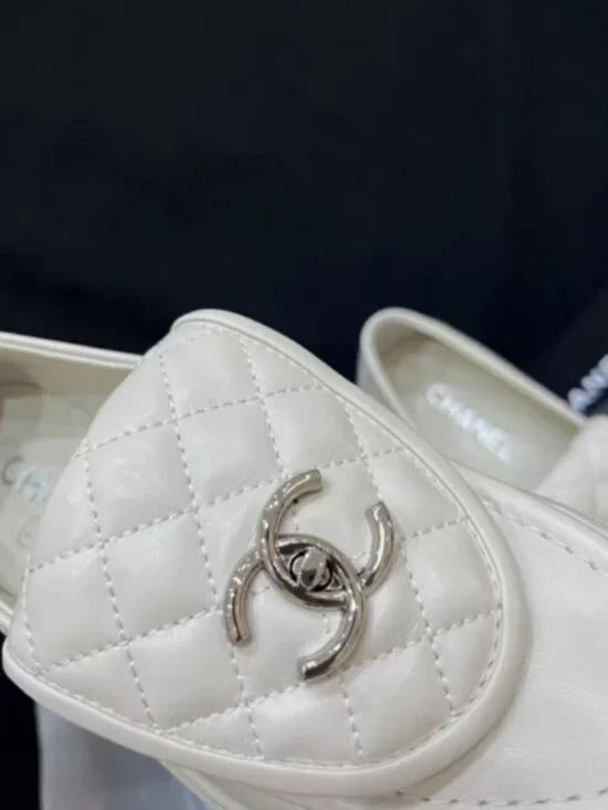 Chanel Platform Loafers | Off-White Quilted Leather, Size 37 (US 7) - Picture 5 of 9
